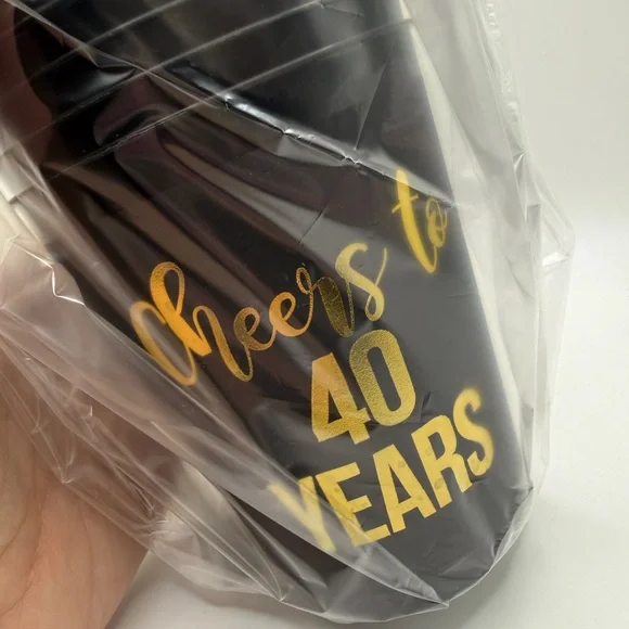 40th Birthday Ultimate Celebration Bundle | Tiara, 12 Cups & Gift Card - Picture 5 of 5